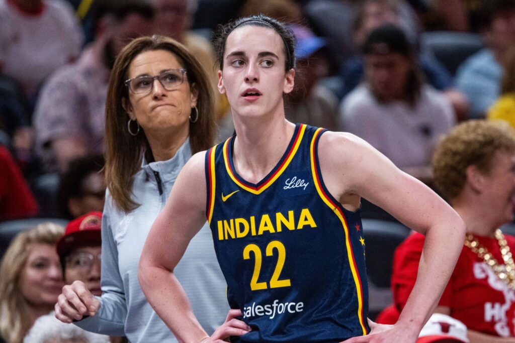  Indiana Fever guard Caitlin Clark and head coach Stephanie White 
