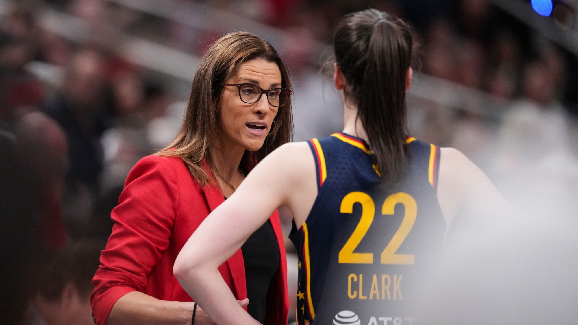 Fever Coach Stephanie White Urges Caitlin Clark&rsquo;s Patience Amid Shooting Slump