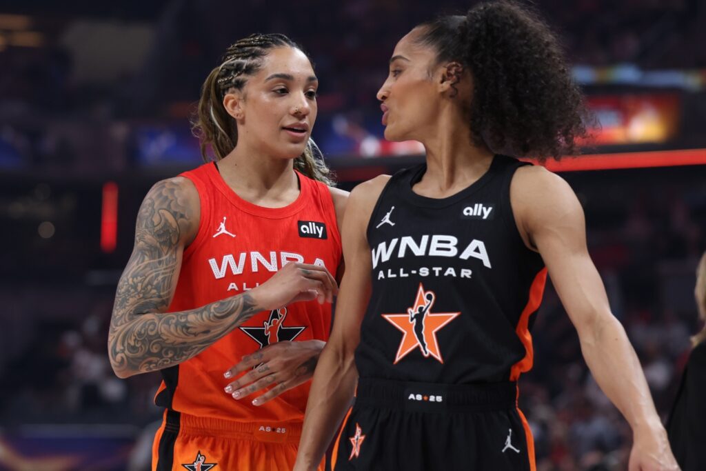 Gabby Williams and Skylar Diggins