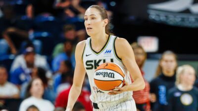 Kelsey Mitchell Reassures Fans After Second Quarter Injury Scare In Indiana Fever-Chicago Sky Clash