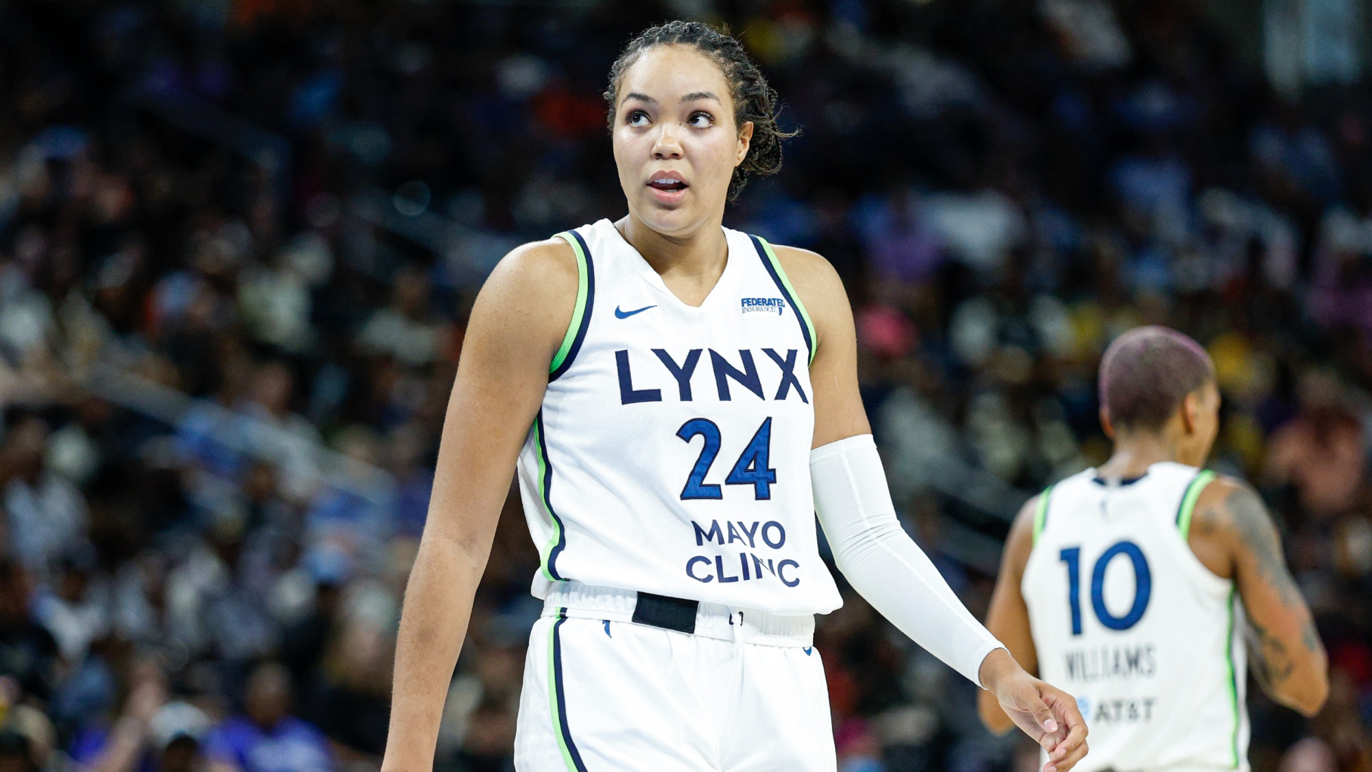 Napheesa Collier Sets WNBA Record In Lynx&rsquo;s Dominant Victory Over Sky