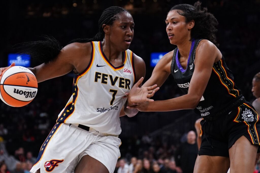 Aliyah Boston and Olivia Nelson-Ododa