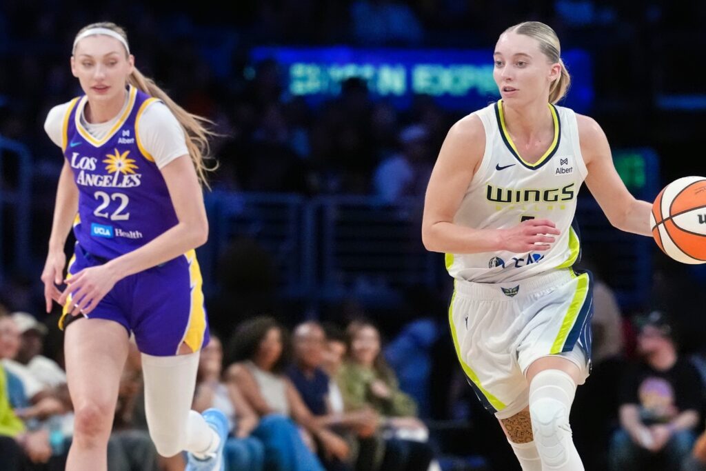 Cameron Brink and Paige Bueckers