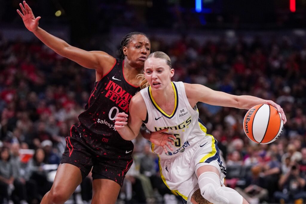 Kelsey Mitchell and Paige Bueckers