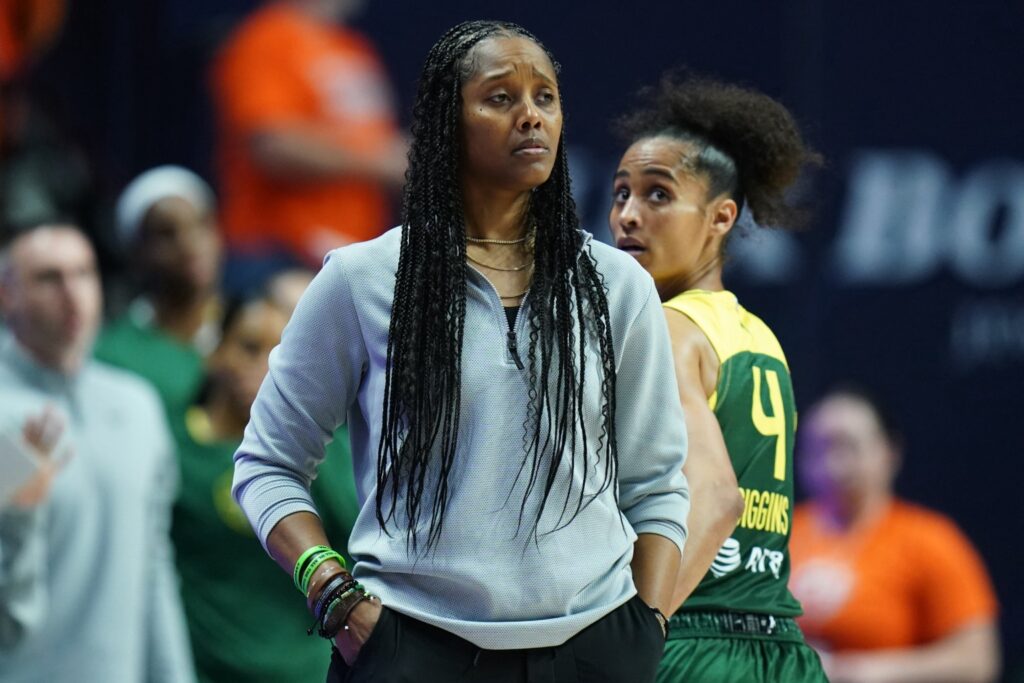 Noelle Quinn and Skyler Diggins