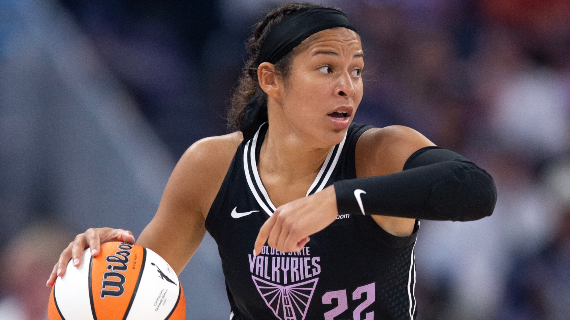 Veronica Burton Credits Teammates Despite Career-Night Leading MIP Case Against Washington Mystics