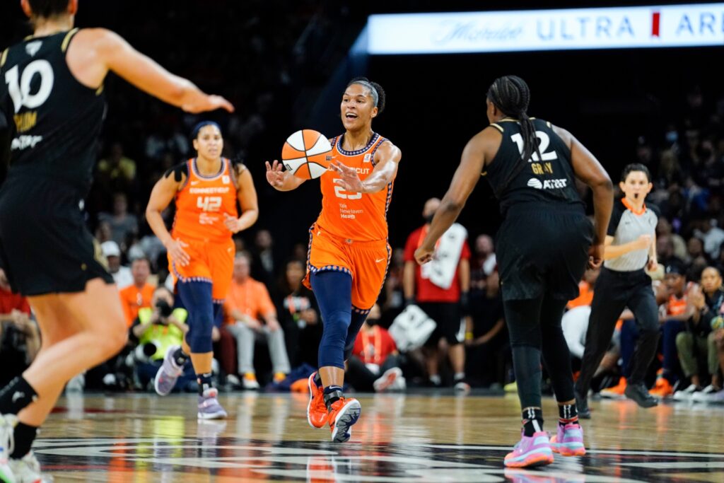 Alyssa Thomas and Chelsea Gray