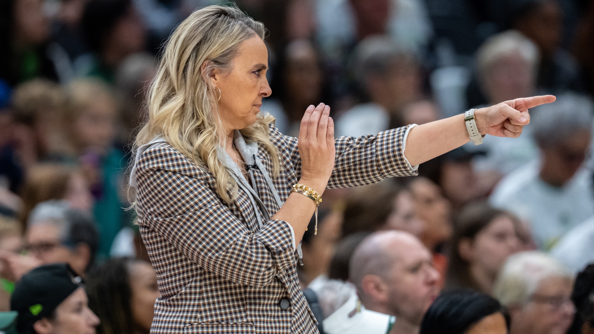 Becky Hammon Issues Strong Warning To Indiana Fever Ahead Of WNBA Semifinals Clash