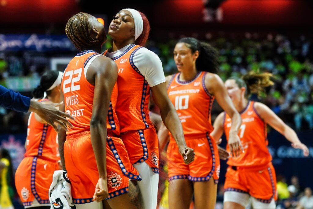 Connecticut Sun Team