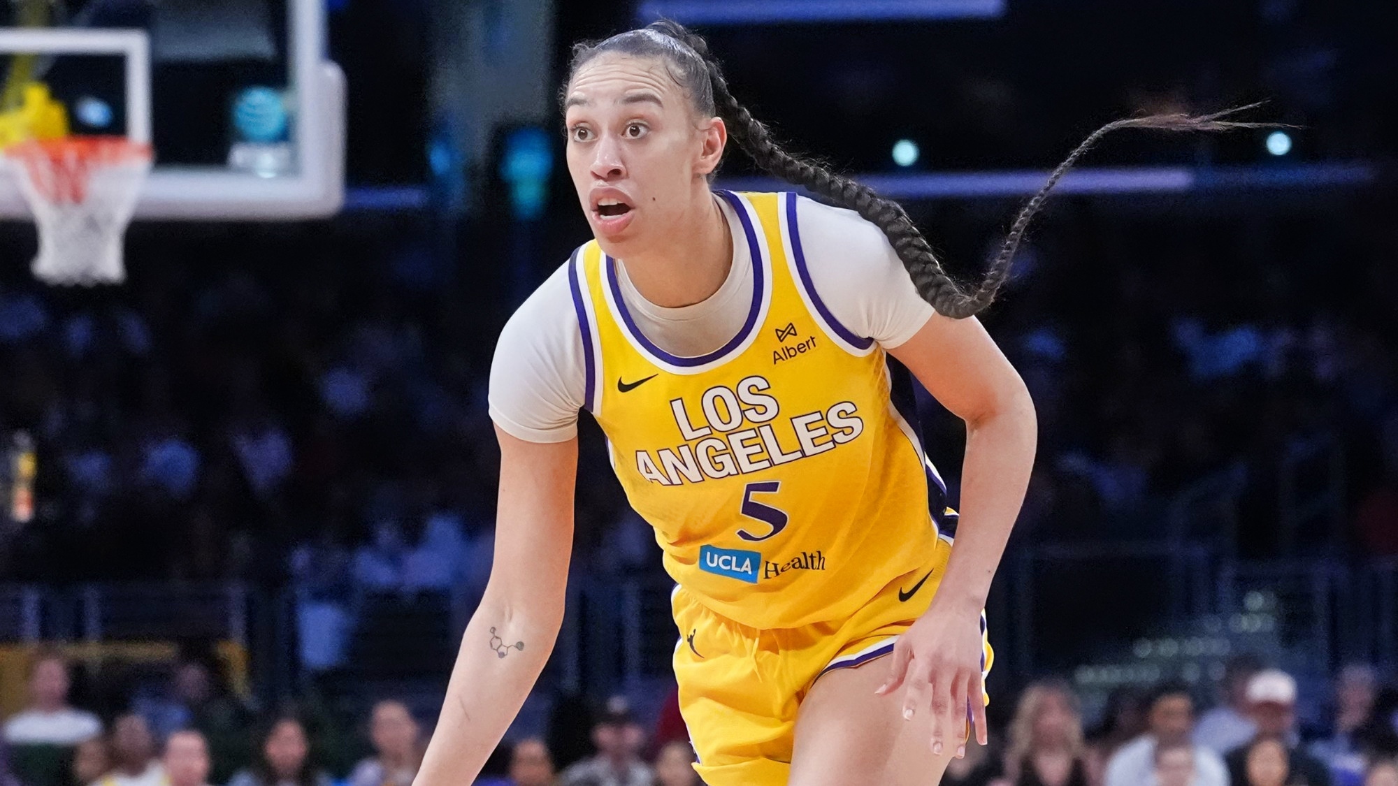 Los Angeles Sparks' Dearica Hamby Stays Positive Despite Team's Playoff Setback