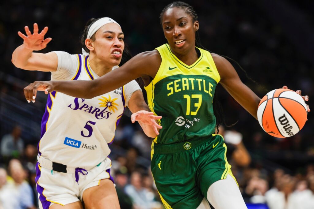 Ezi Magbegor and Dearica Hamby