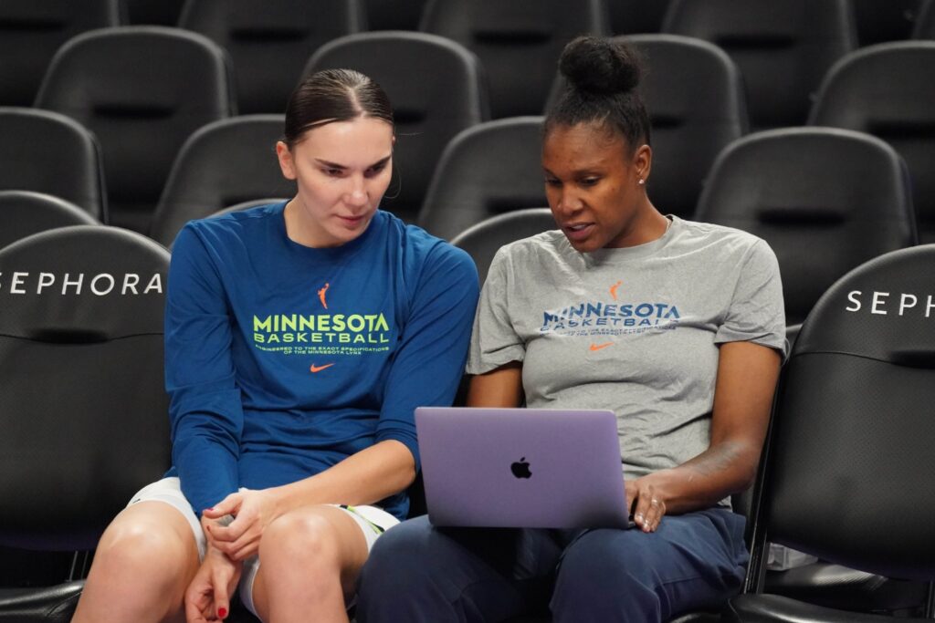 Maria Kliundikova and Rebekkah Brunson