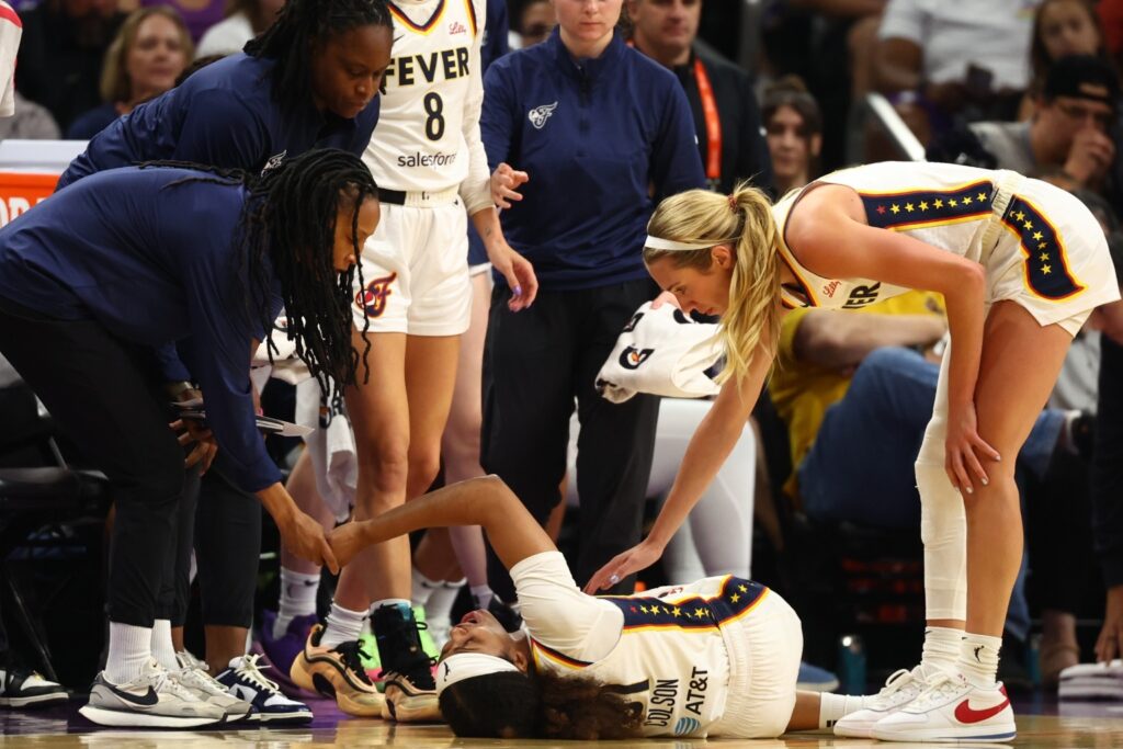 Sydney Colson and Lexie Hull