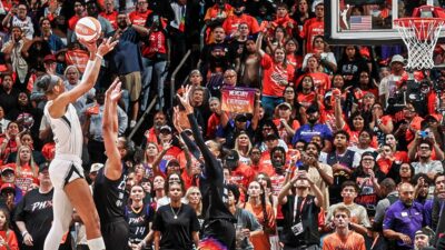 A&rsquo;ja Wilson Sinks Iconic Game-Winning Shot With 2.2 Seconds Left In Las Vegas Aces' Game 3 Victory [PHOTO]