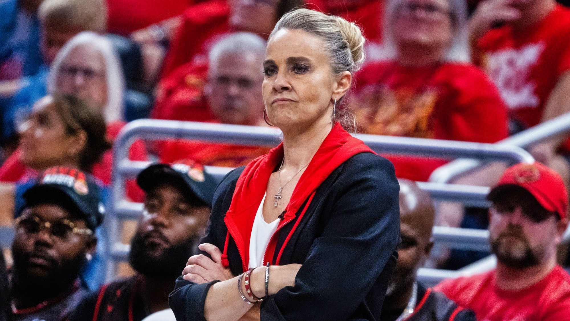 Becky Hammon Reveals What She Told Las Vegas Aces Players During Timeout Huddle Just Five Seconds Before Buzzer
