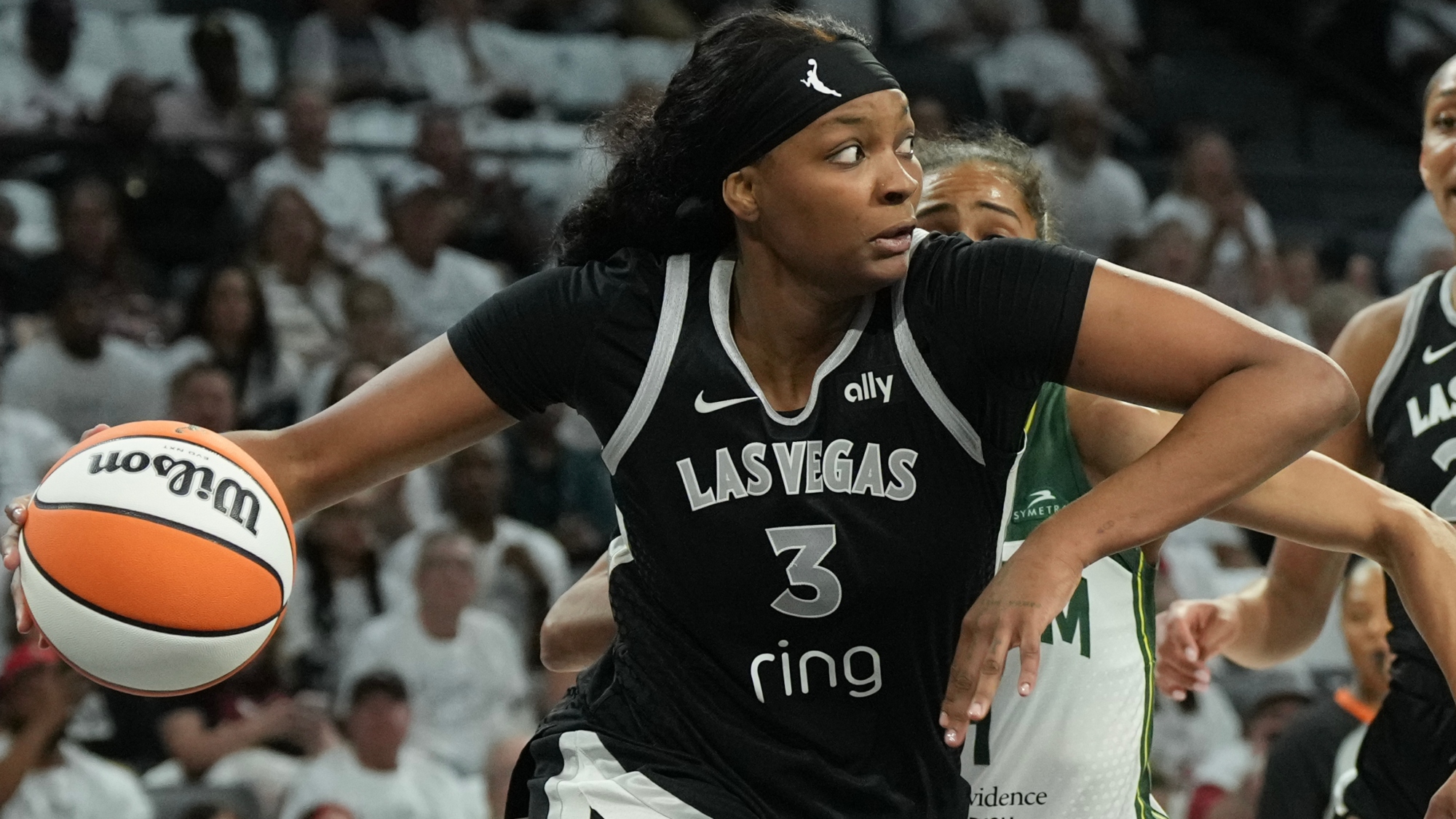 NaLyssa Smith&rsquo;s Brother Calls Out Ex-Indiana Fever Coach Christie Sides Post-Las Vegas Aces Championship
