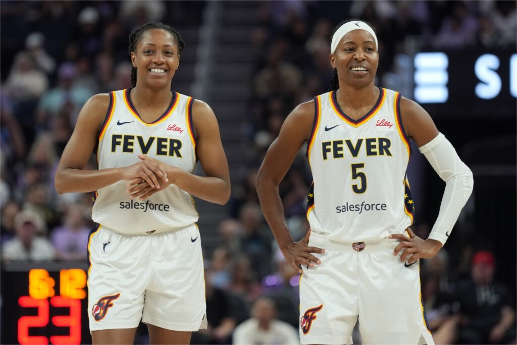 Shey Peddy and Kelsey Mitchell