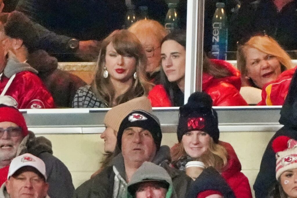 Taylor Swift and Caitlin Clark