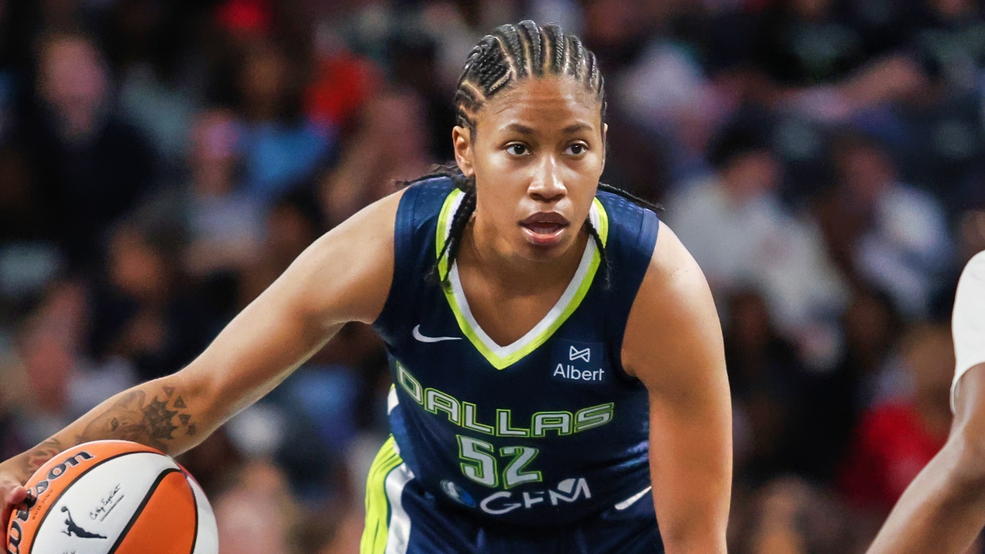 Dallas Wings Guard Tyasha Harris Publicly Criticizes American Airlines After Discovering Stolen Items From Her Luggage