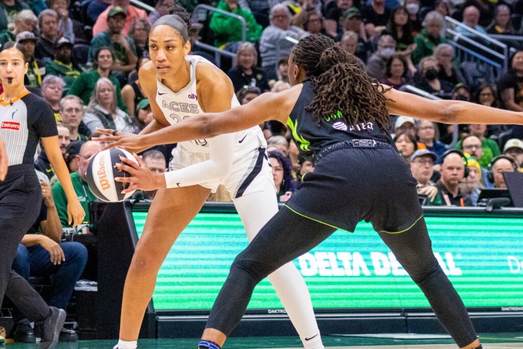 A'ja Wilson and Nneka Ogwumike