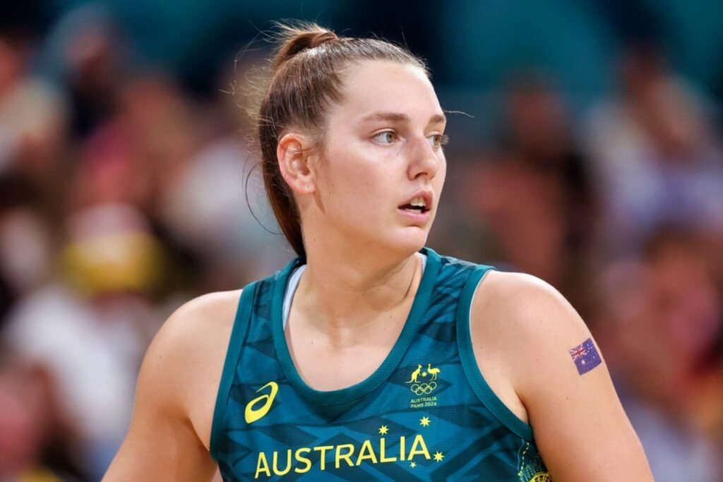 Australia Basketball Guard Isobel Borlase