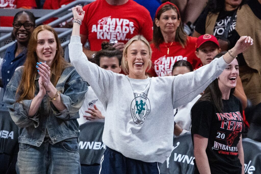 Chloe Bibby, Sophie Cunningham and Caitlin Clark