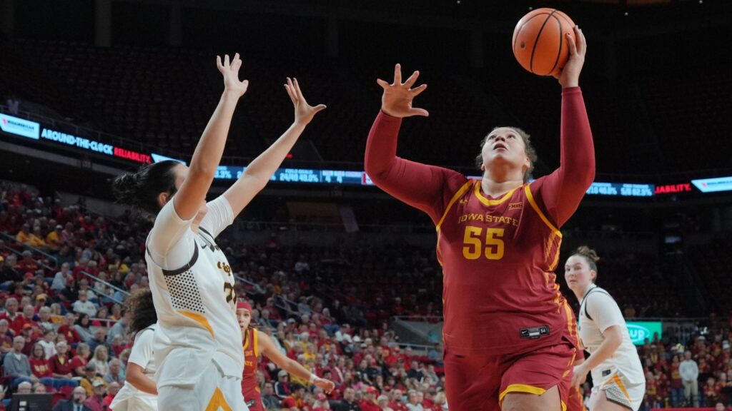 Milana Nenadic and Audi Crooks