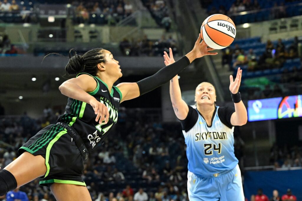 Napheesa Collier and Rachel Banham