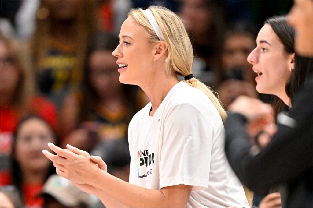 Sophie Cunningham and Caitlin Clark