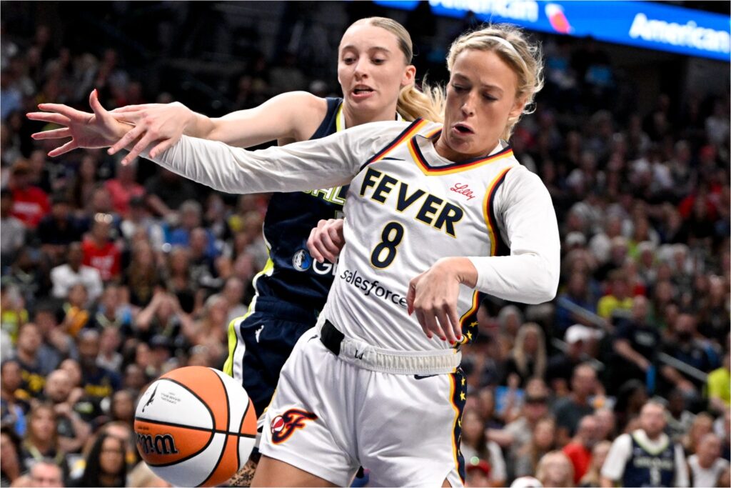 Sophie Cunningham and Paige Bueckers