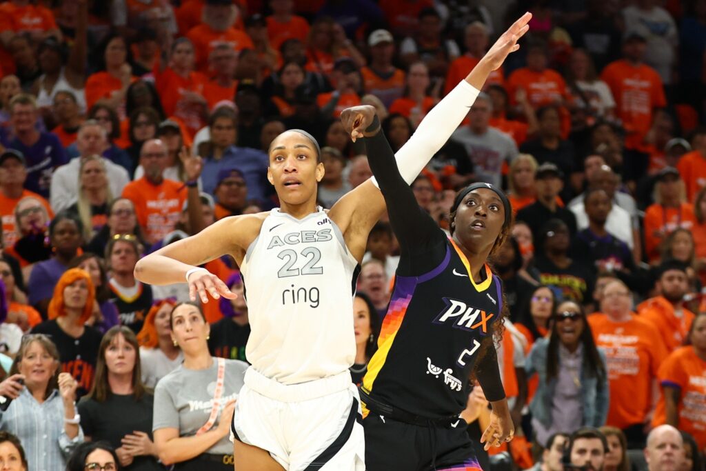 A'ja Wilson and Kahleah Copper