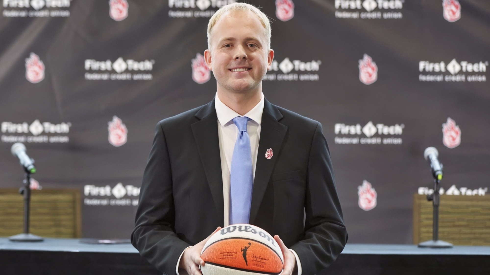 Who Is Alex Sarama? Everything to Know About the 30-Year-Old Portland Fire Coach