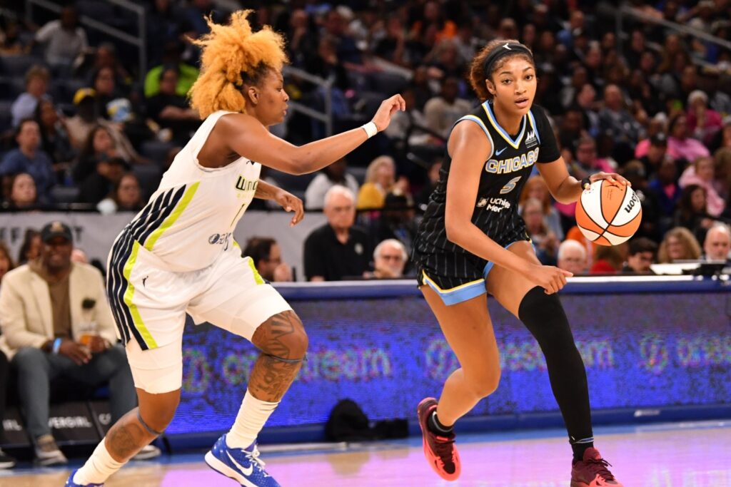 NaLyssa Smith and Angel Reese