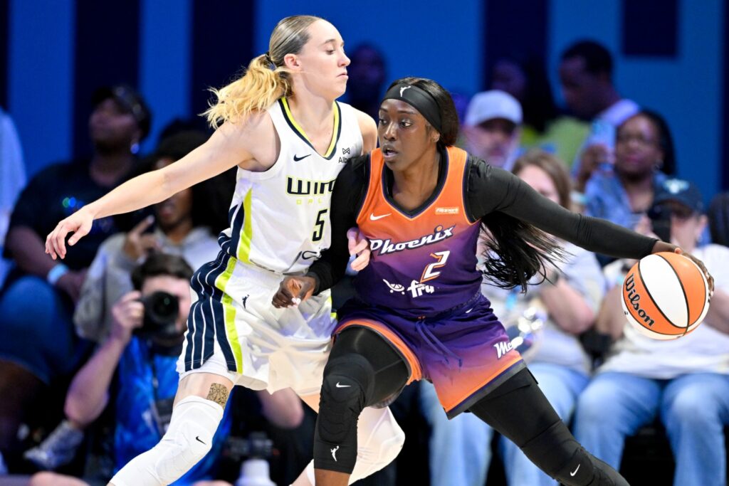 Paige Bueckers and Kahleah Copper