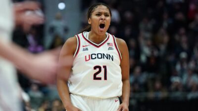 Sarah Strong's Fourth Double-Double Helps UConn Extend Unbeatable Streak After Dominant Win Over South Florida