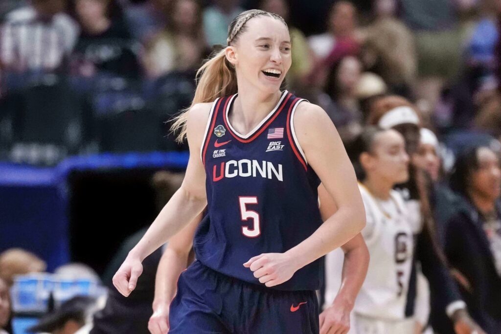 UConn Huskies guard Paige Bueckers