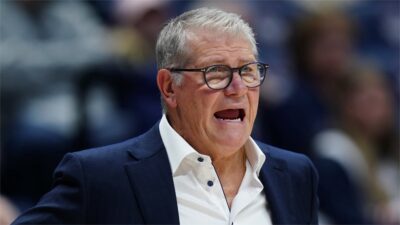 Geno Auriemma Blasts UConn For Dumb & Lazy Play Despite Blowout Victory Over Providence