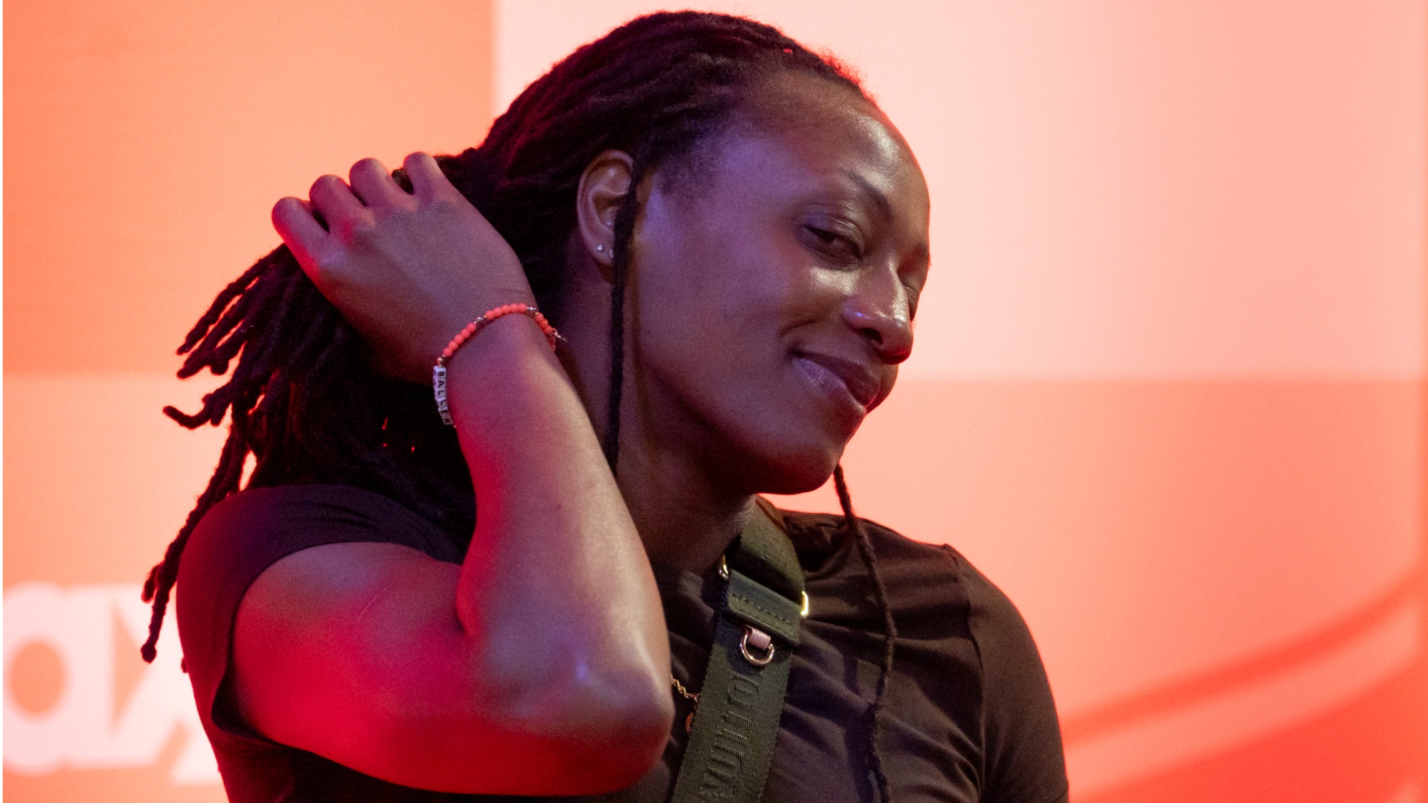 Cameras Caught Kelsey Mitchell's Crazy Hyped Up Sequence Against Lunar Owls