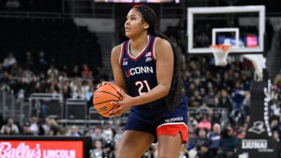 UConn Sophomore Remains Heavy Favorite For 2026 Naismith Player Of The Year Until She Opts Out