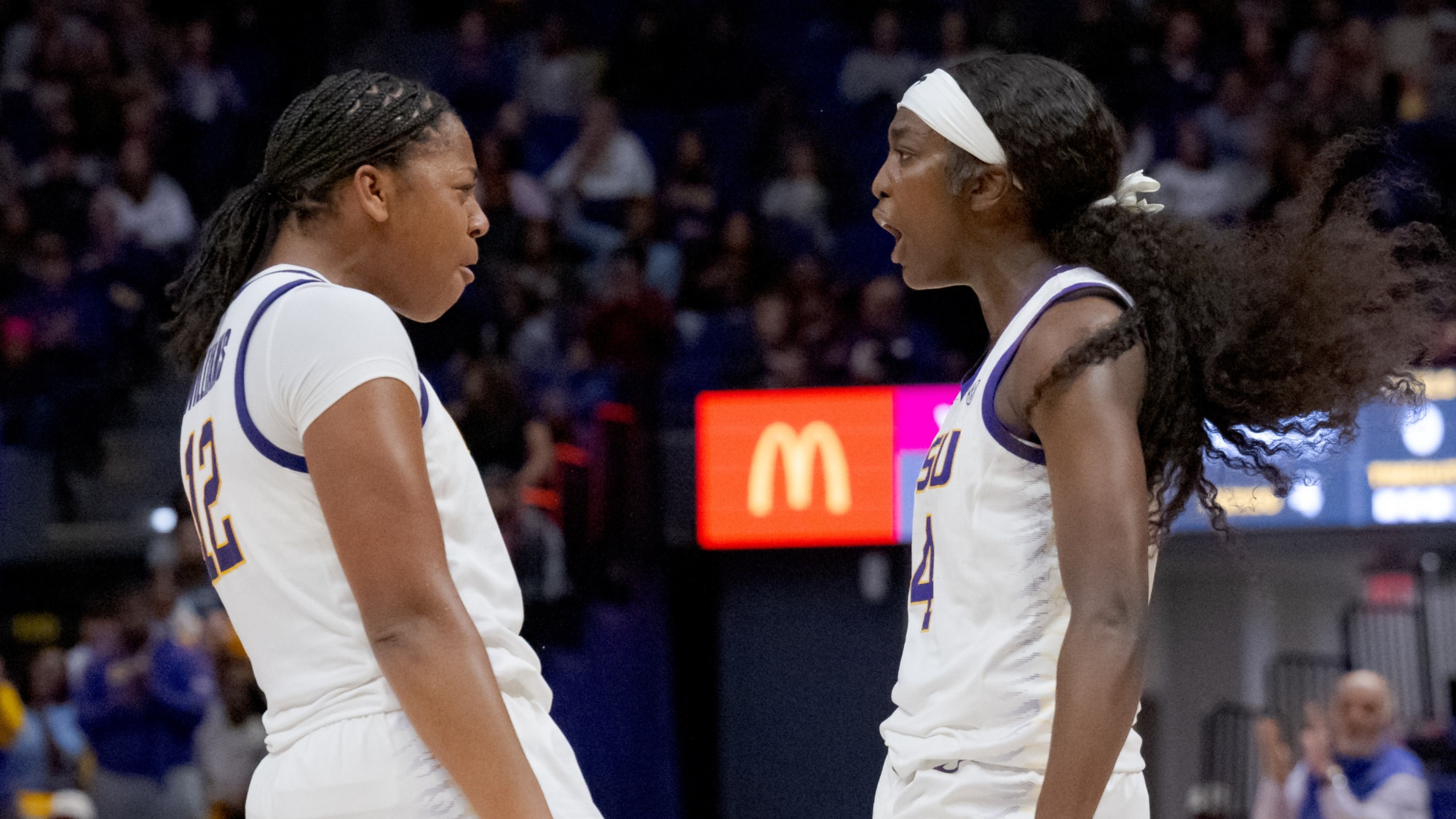 Flau'jae Johnson And Mikaylah Williams Join Naismith Player of the Year Late-Season Watchlist