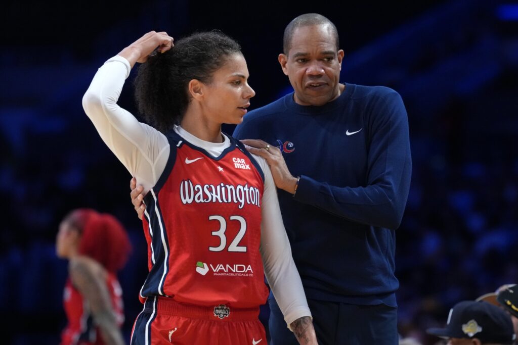 Alysha Clark and Sydney Johnson