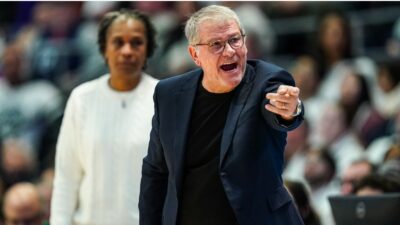 Geno Auriemma Says No 4-12 Conference Teams Should Make NCAA Tournament