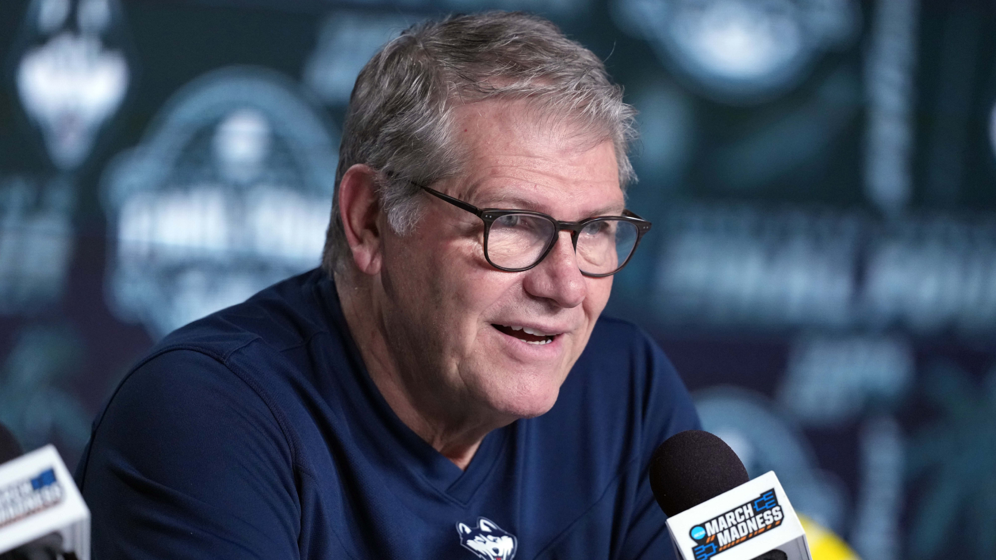 Geno Auriemma Explains Why Winning 89 Straight Games Is Far Harder Than It Looks