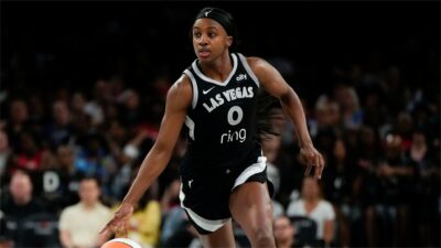 Hot Mic Captures New Zealand Head Coach's Bold Jackie Young Motivation During Halftime Speech