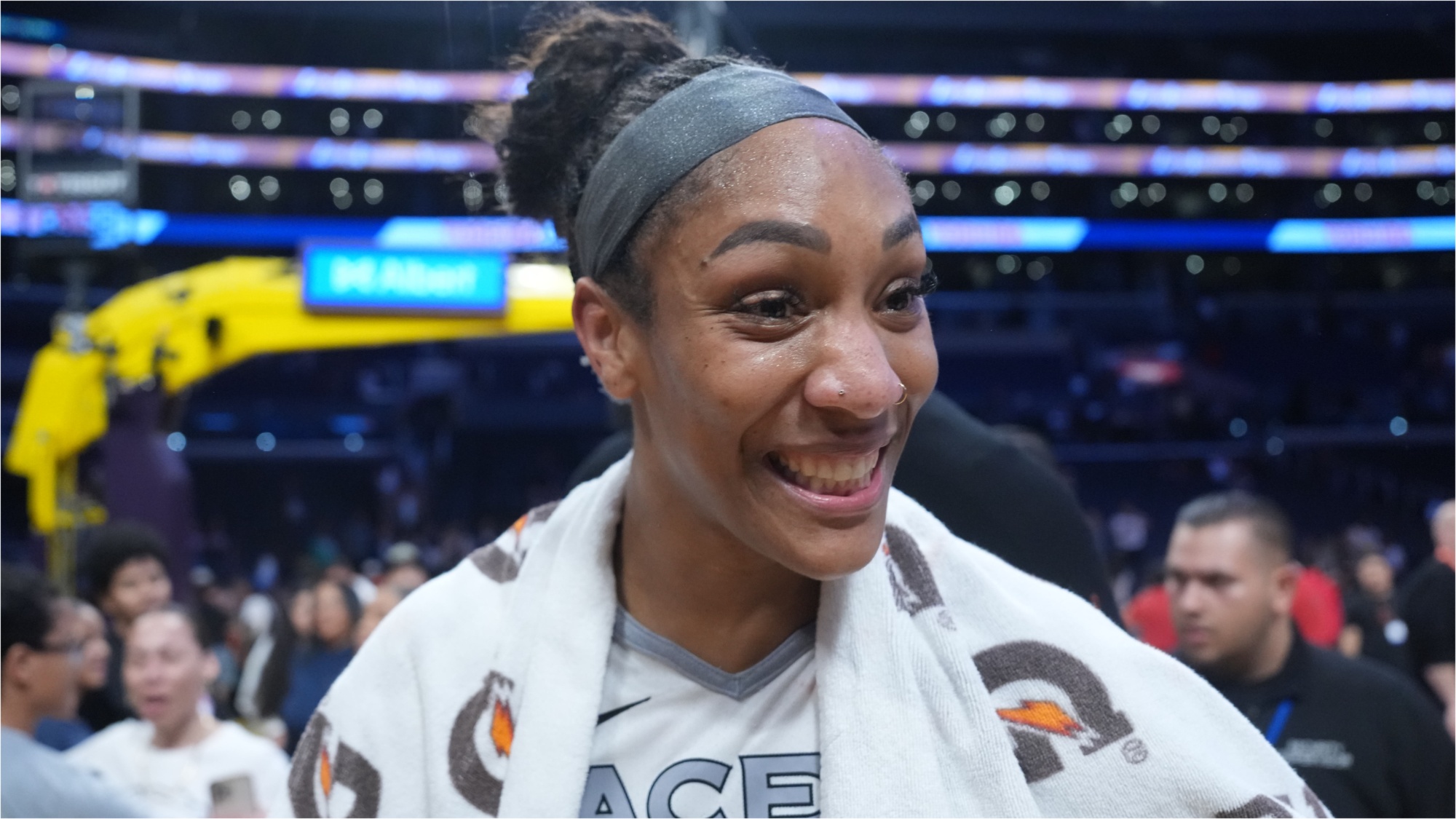 A'ja Wilson Has Hilarious Reaction To Surge In Women's Dunks In Modern Basketball