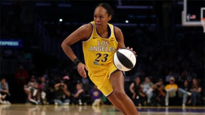 Azura Stevens Returns To Chicago Sky On Three-Year Deal After Career Year With Los Angeles Sparks
