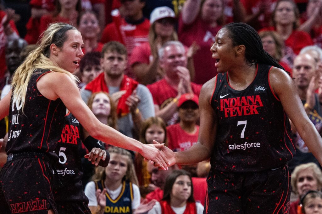 Lexie Hull and Aliyah Boston